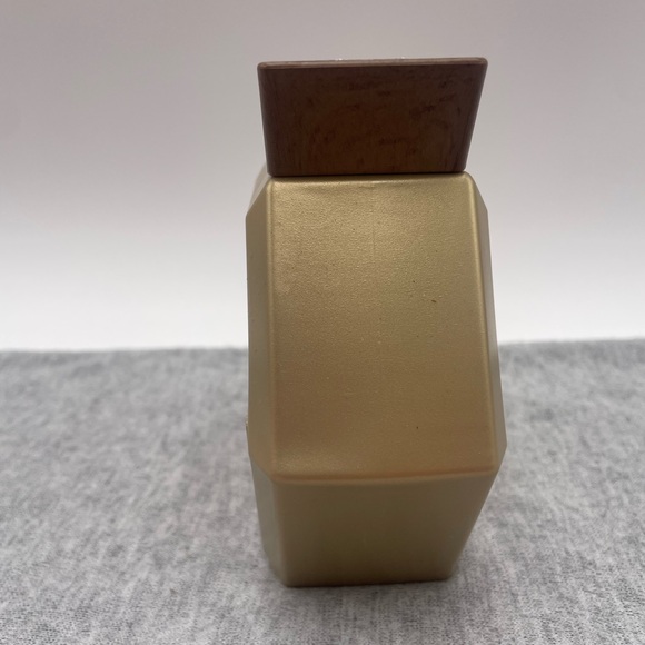 New Blake Brown Sandalwood Vanille Fundamental Strengthening Shampoo 14oz - Picture 2 of 6